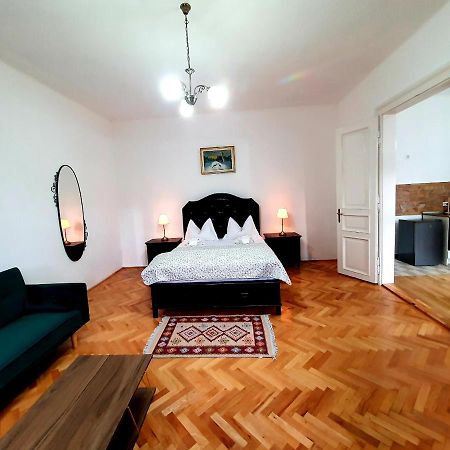 Maximus Apartments ซิวิโชอารา ภายนอก รูปภาพ