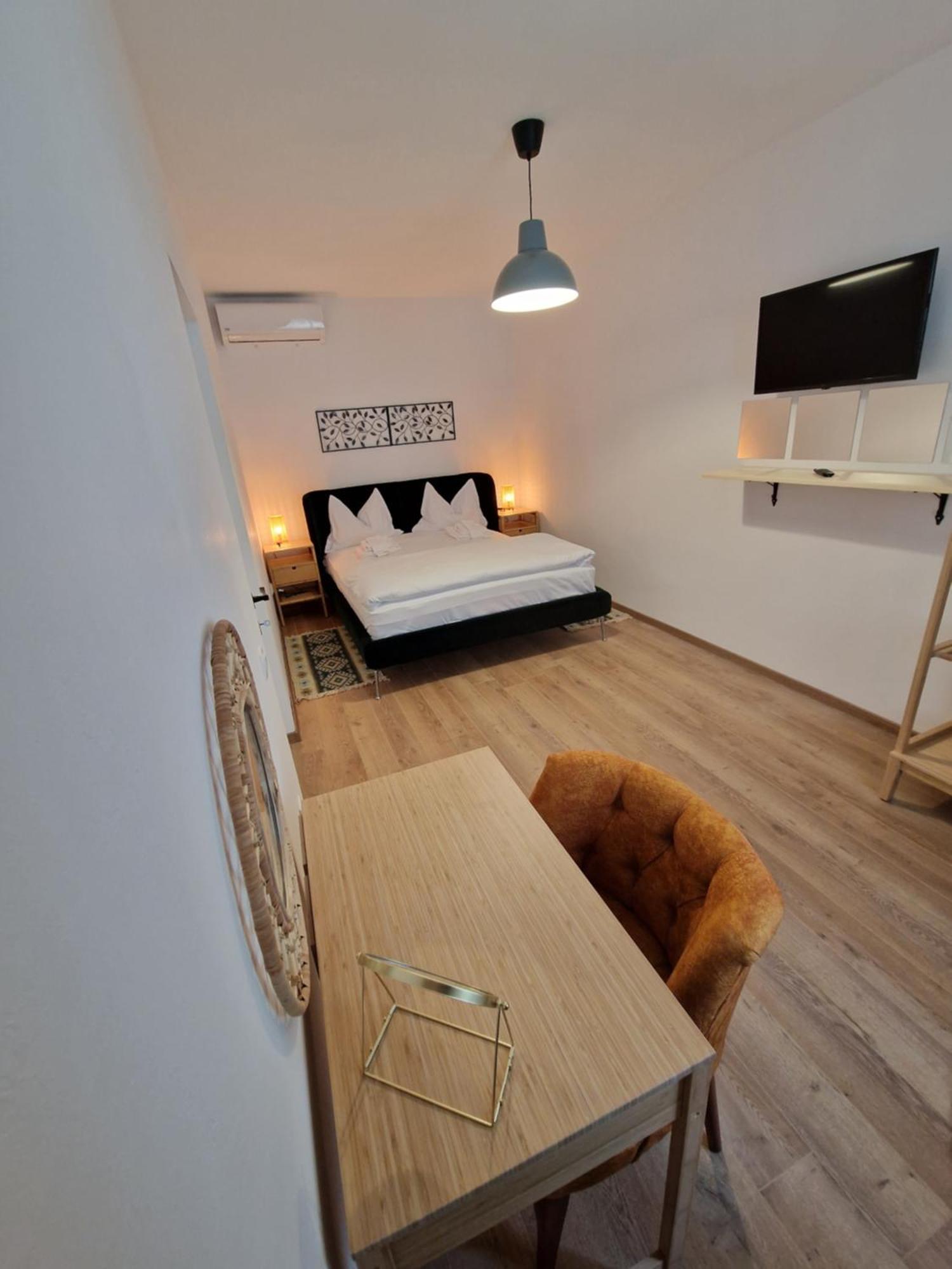 Maximus Apartments ซิวิโชอารา ภายนอก รูปภาพ